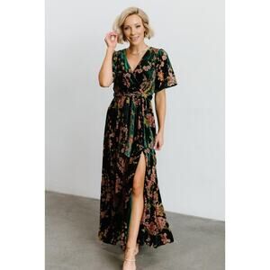 NWT Baltic Born Maxi Dress Uma Velvet Floral Print V-Neck Green Size 2XL